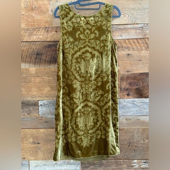 Chelsea and Violet tone on tone Olive velvet flocked fully lined  dress EUC SZ M - Picture 8 of 15